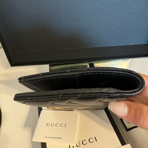 Gucci Marmont GG Chevron Black Leather Passport Holder Wallet - Picture 4 of 8
